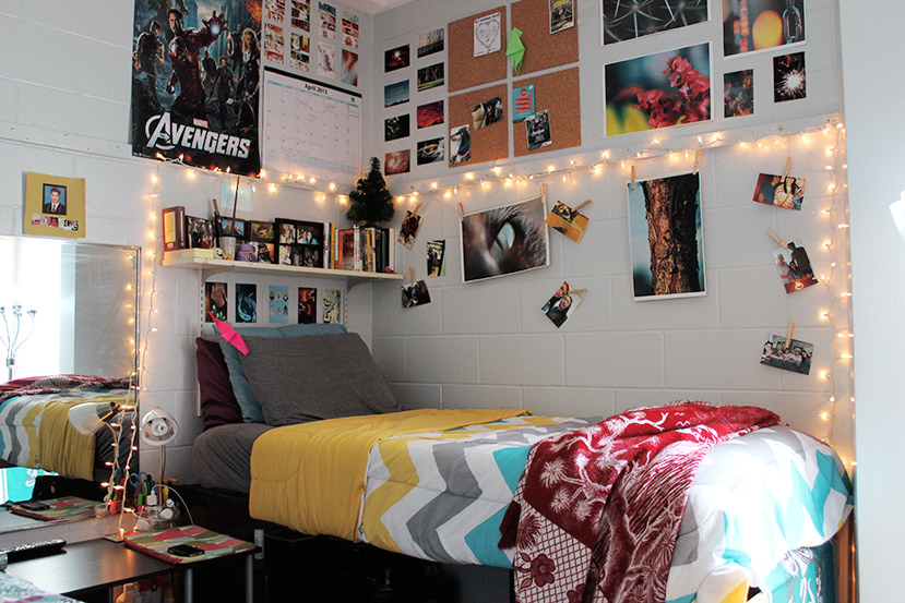 declutter your Dorm room, shelves, organization