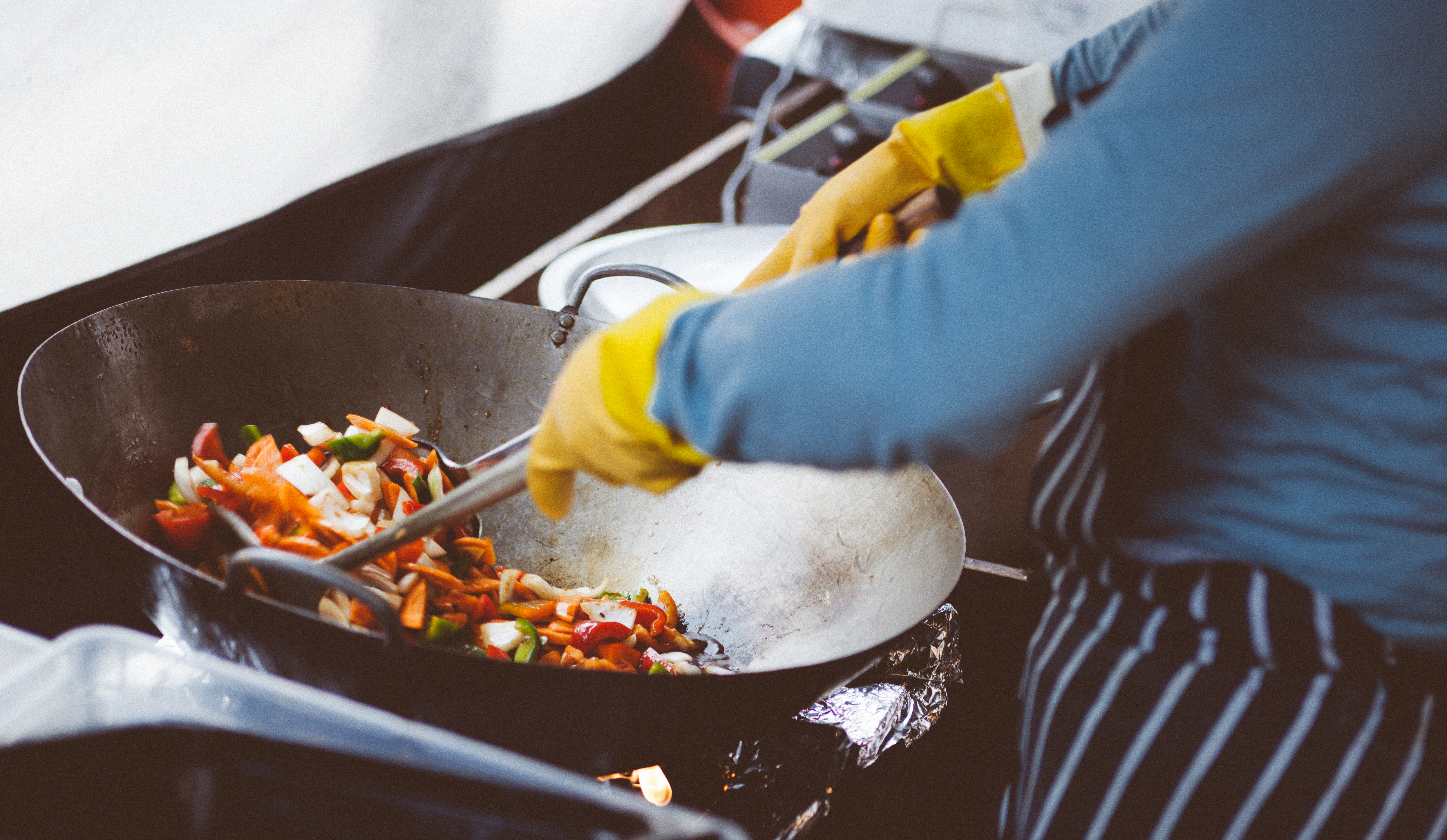 find free food on college campus