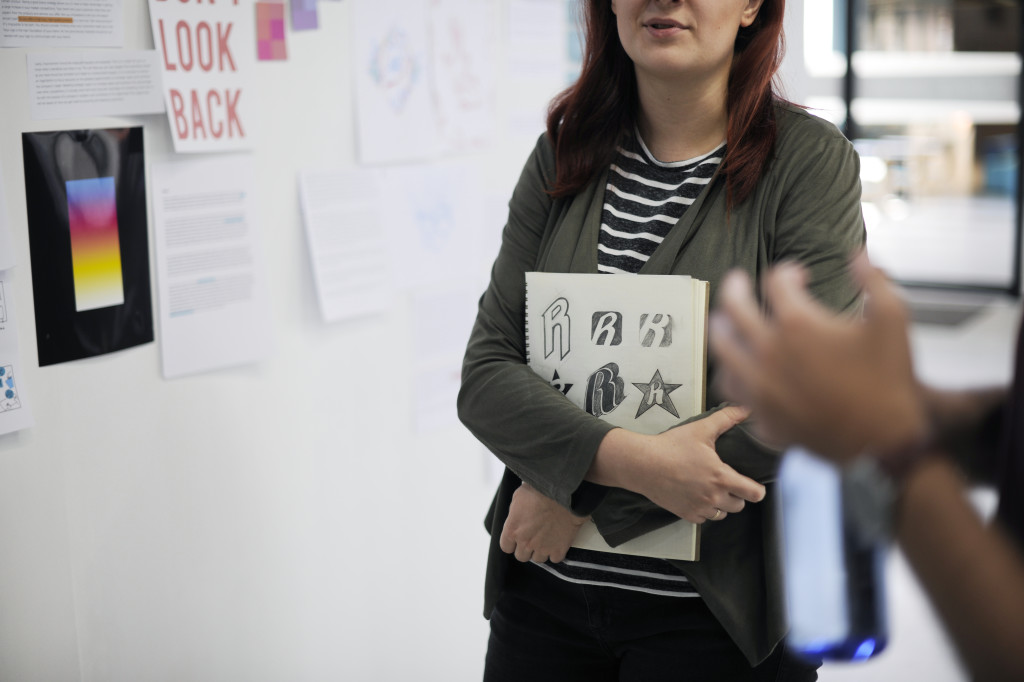 11 Quick Networking Tips For People Who Hate Networking