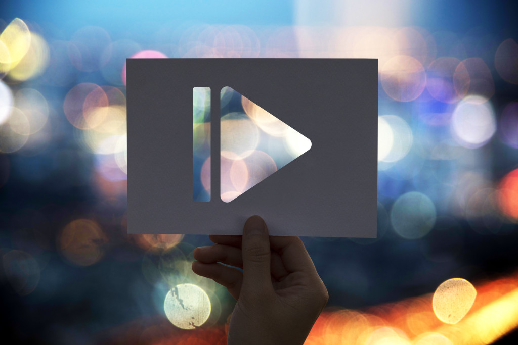Learn how visuals help your business get seen and grow