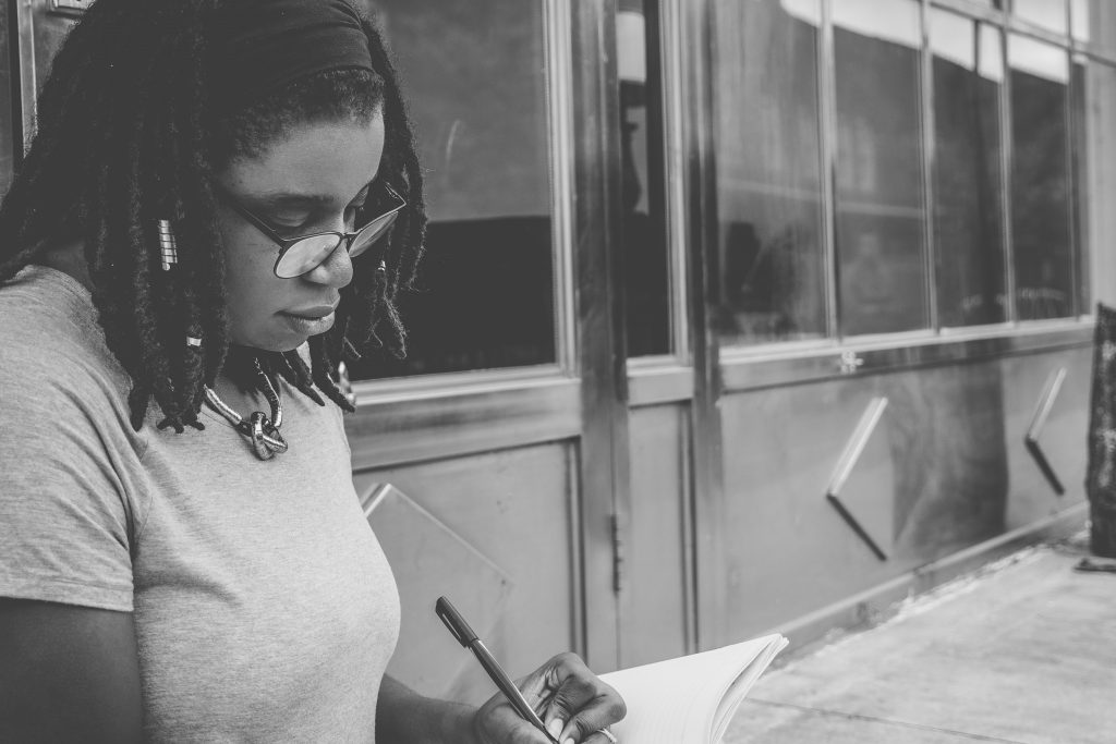 Become A Contributor For Her Agenda