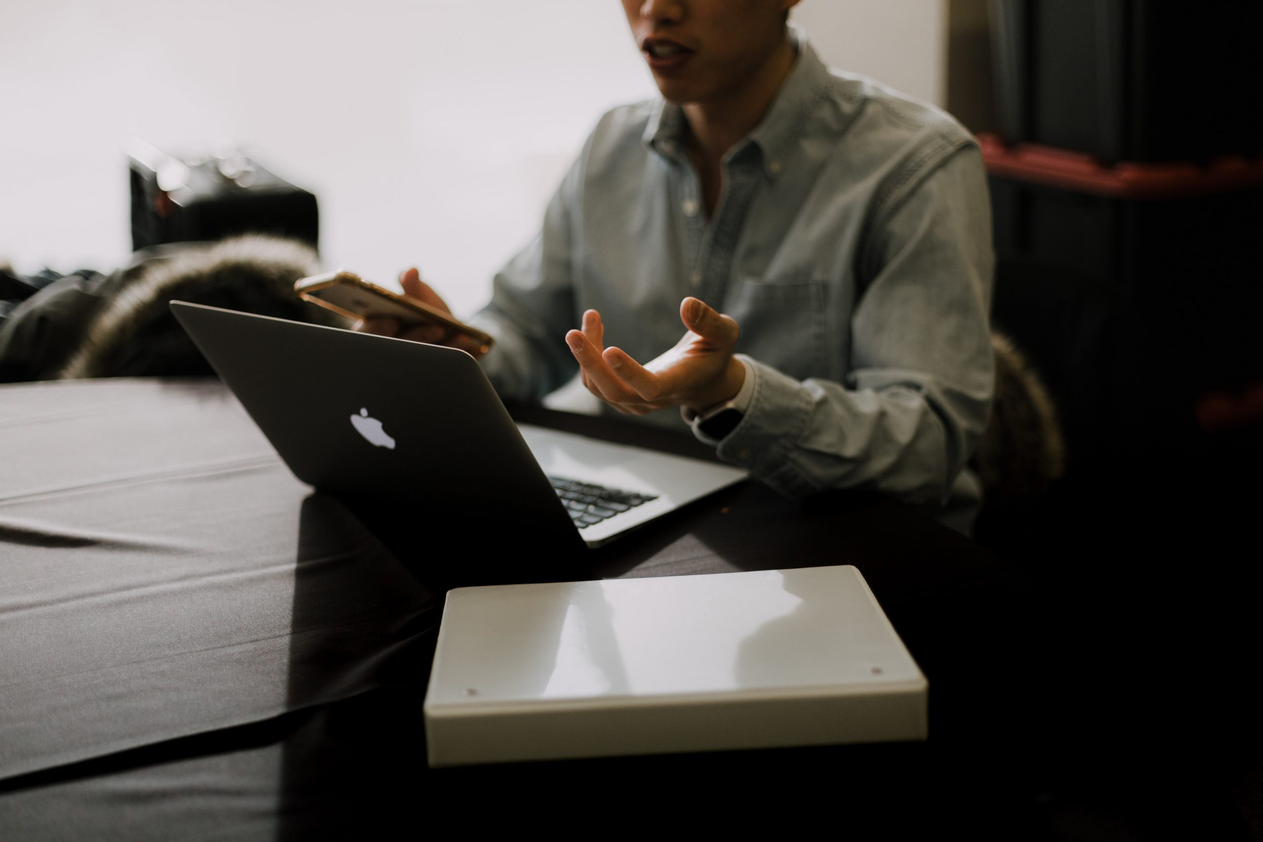 How To Balance Being A Student While Working